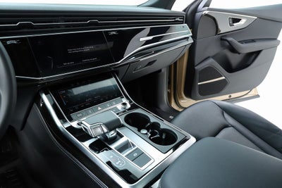 2025 Audi Q8 55 Premium Plus quattro