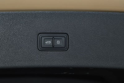 2025 Audi Q8 55 Premium Plus quattro