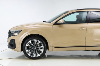 2025 Audi Q8 55 Premium Plus quattro