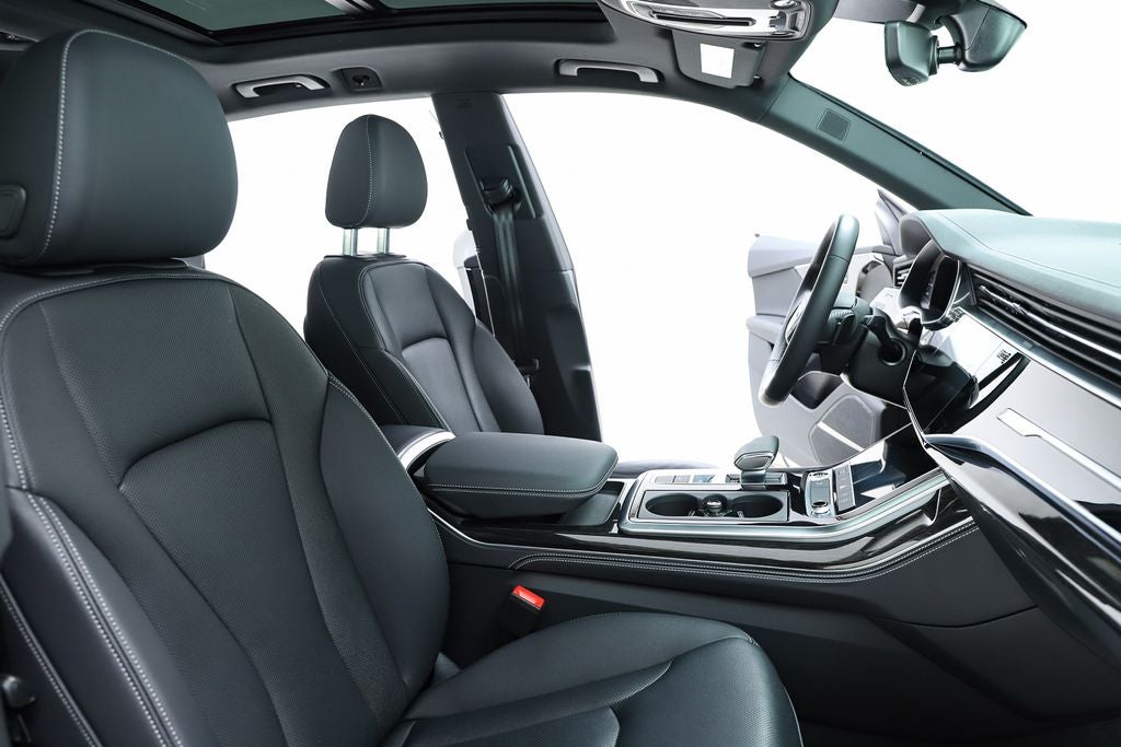 2025 Audi Q8 55 Premium Plus quattro