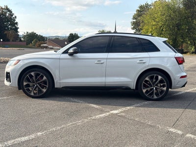 2023 Audi SQ5 Prestige quattro