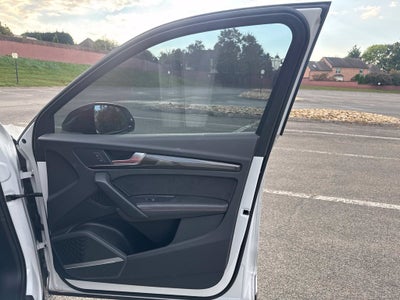 2023 Audi SQ5 Prestige quattro