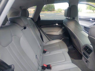 2020 Audi Q5 45 Prestige quattro