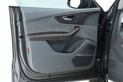 2023 Audi Q8 55 Prestige quattro