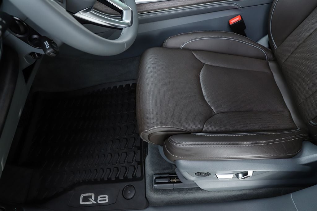 2023 Audi Q8 55 Prestige quattro