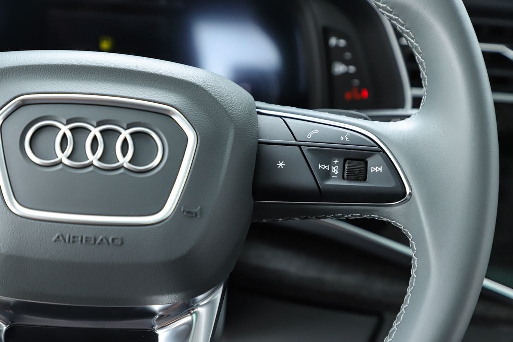 2023 Audi Q8 55 Prestige quattro