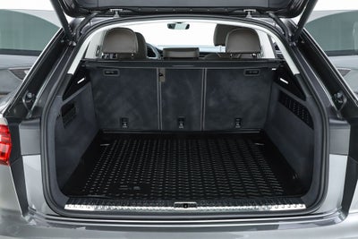 2023 Audi Q8 55 Prestige quattro