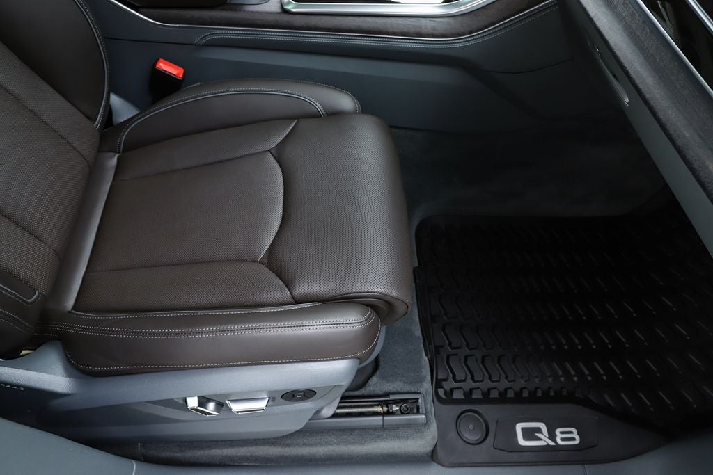 2023 Audi Q8 55 Prestige quattro