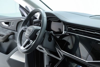 2023 Audi Q8 55 Prestige quattro