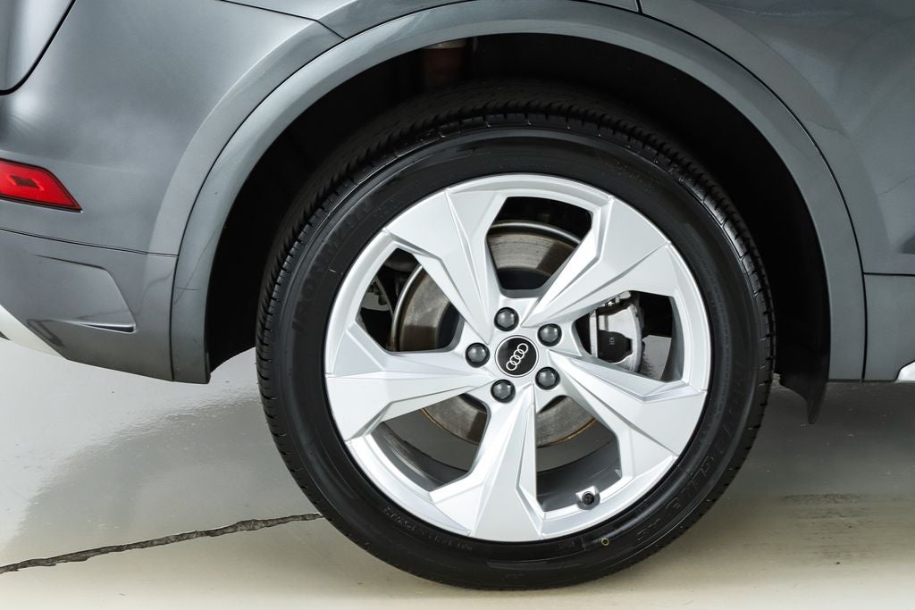 2023 Audi Q5 45 S line Premium Plus quattro