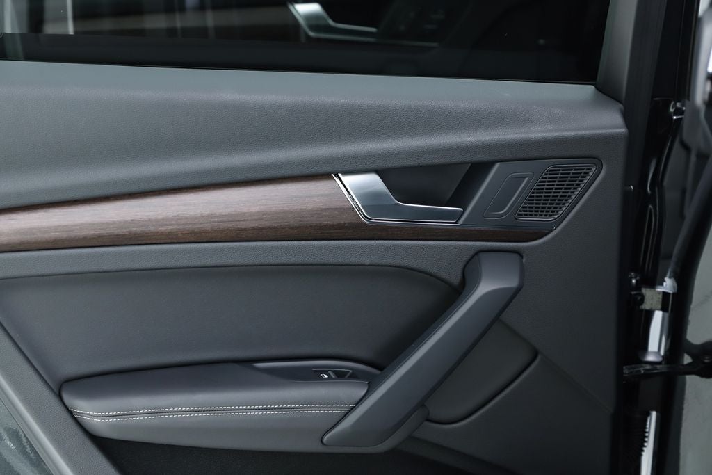 2023 Audi Q5 45 S line Premium Plus quattro