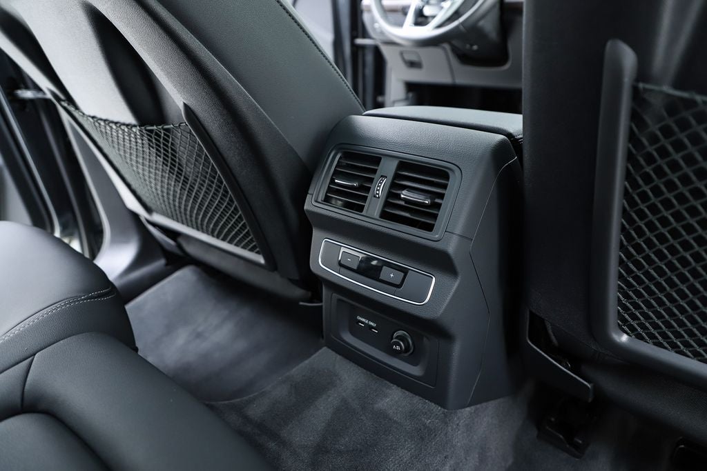 2023 Audi Q5 45 S line Premium Plus quattro