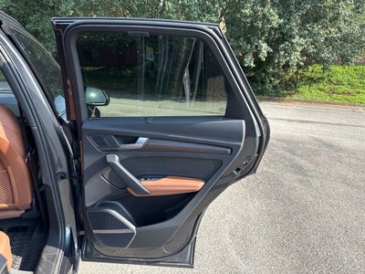 2023 Audi Q5 45 S line Premium quattro