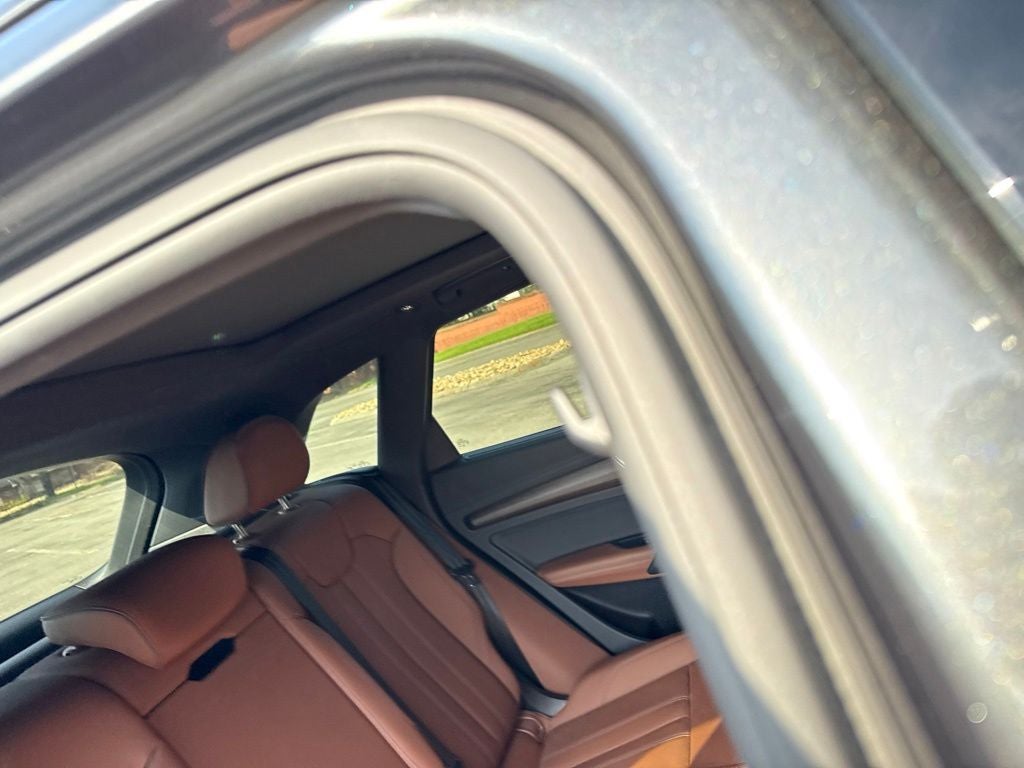 2023 Audi Q5 45 S line Premium quattro