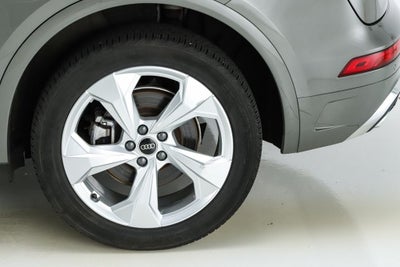 2023 Audi Q5 45 S line Premium quattro