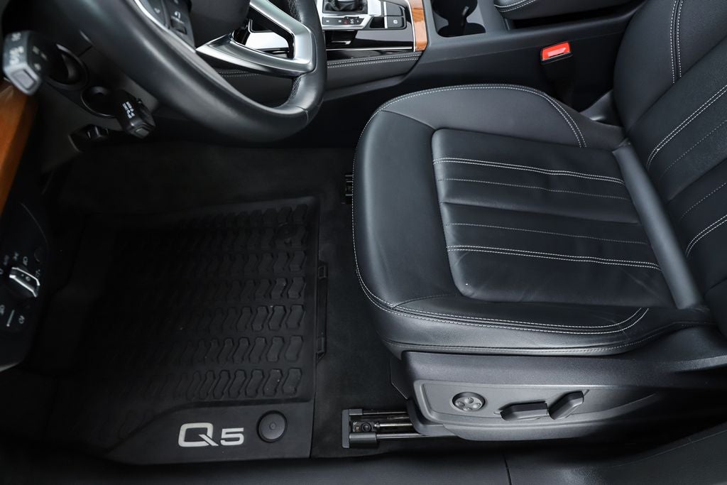 2023 Audi Q5 45 S line Premium quattro
