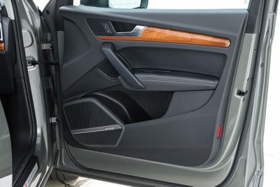 2023 Audi Q5 45 S line Premium quattro