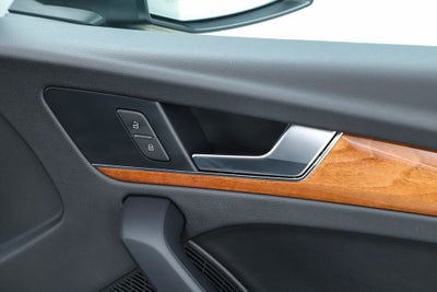 2023 Audi Q5 45 S line Premium quattro