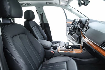 2023 Audi Q5 45 S line Premium quattro