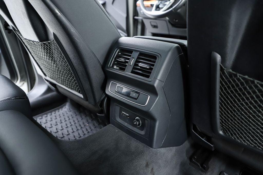 2023 Audi Q5 45 S line Premium quattro