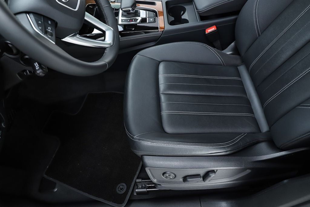 2023 Audi Q5 45 S line Premium Plus quattro