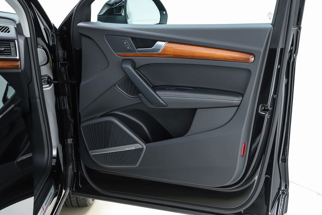 2023 Audi Q5 45 S line Premium Plus quattro