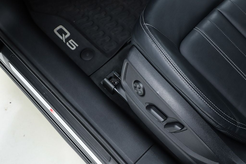 2023 Audi Q5 45 S line Premium Plus quattro