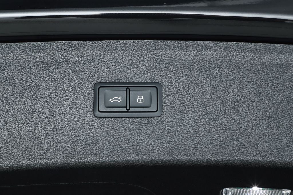 2023 Audi Q5 45 S line Premium Plus quattro