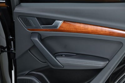 2023 Audi Q5 45 S line Premium Plus quattro