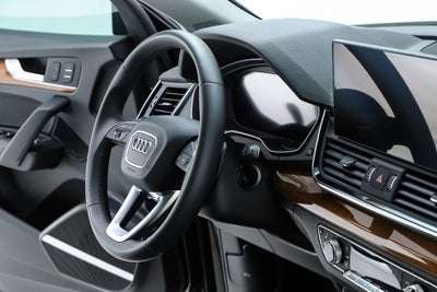 2023 Audi Q5 45 S line Premium Plus quattro
