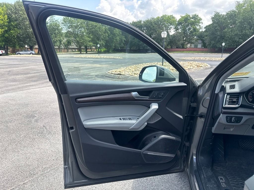 2023 Audi Q5 45 S line Premium Plus quattro