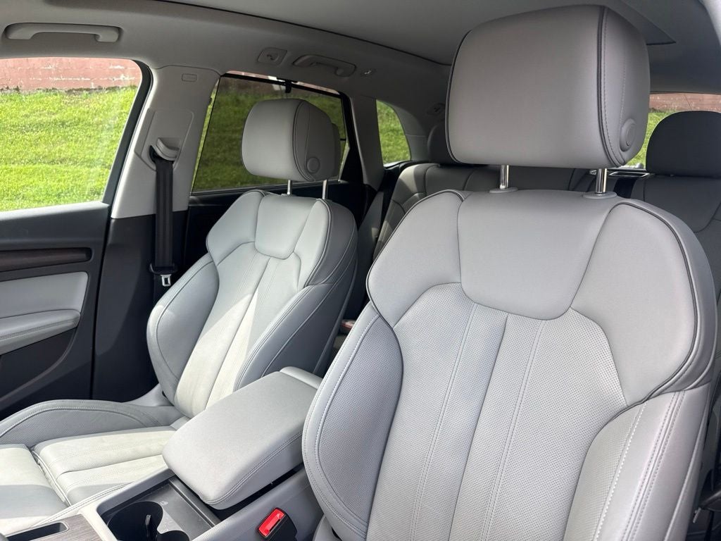 2023 Audi Q5 45 S line Premium Plus quattro