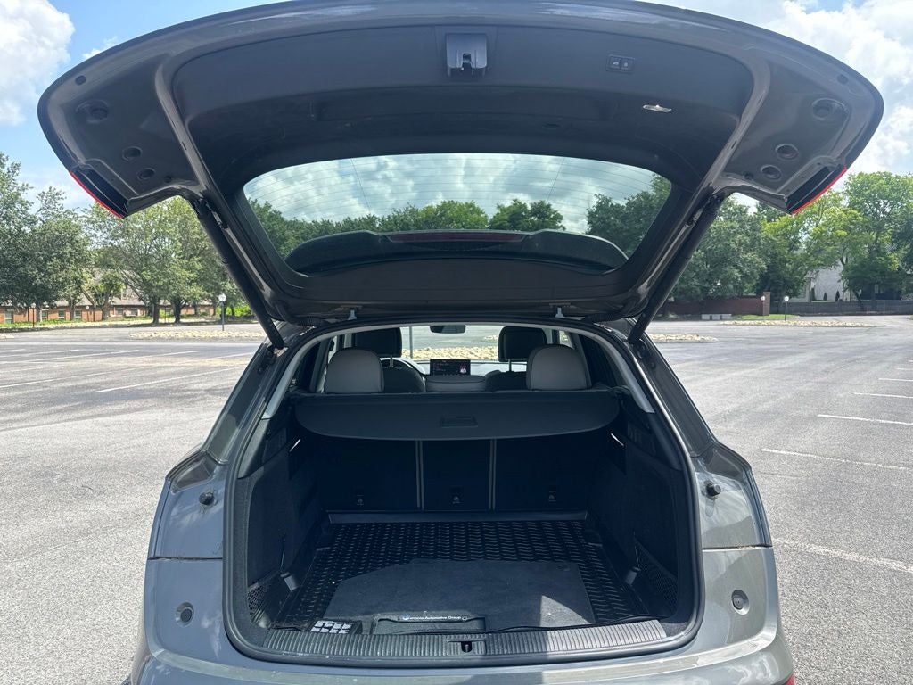 2023 Audi Q5 45 S line Premium Plus quattro