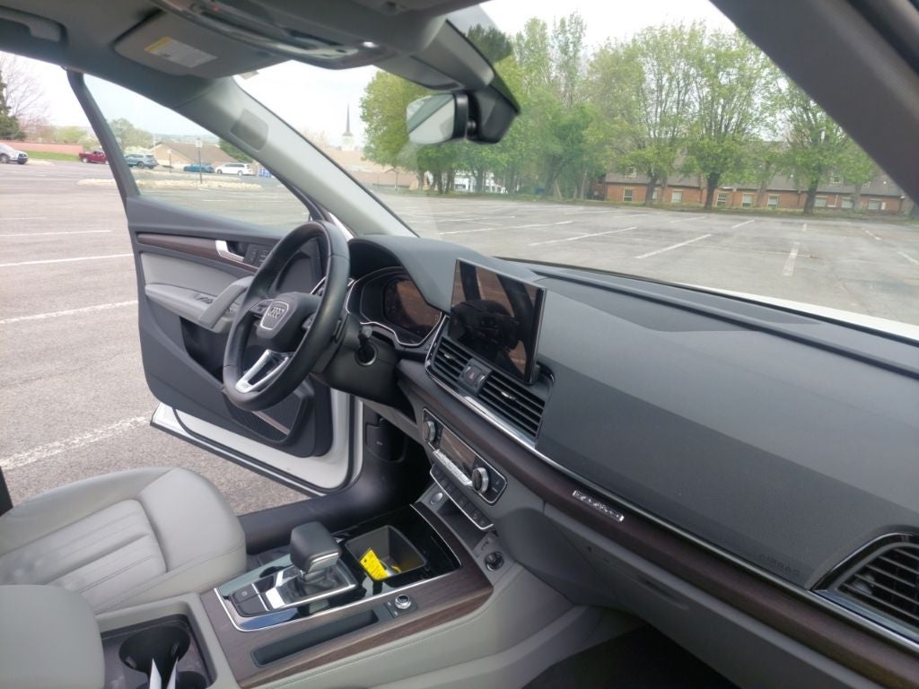 2023 Audi Q5 45 S line Premium Plus quattro