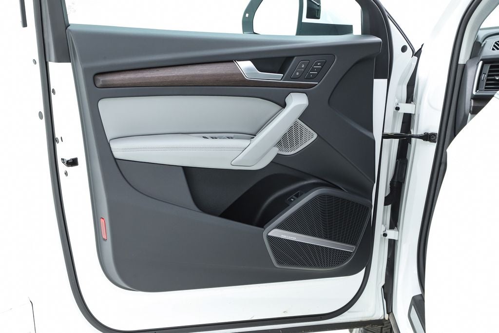 2023 Audi Q5 45 S line Premium Plus quattro