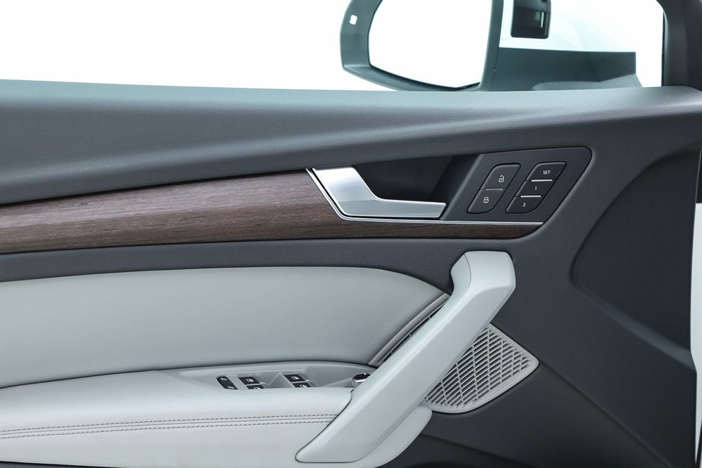 2023 Audi Q5 45 S line Premium Plus quattro