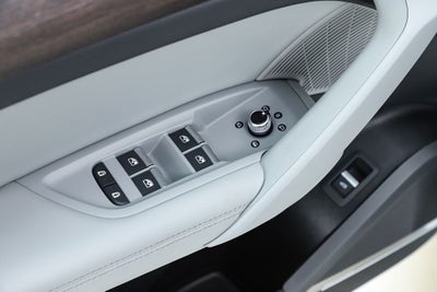 2023 Audi Q5 45 S line Premium Plus quattro