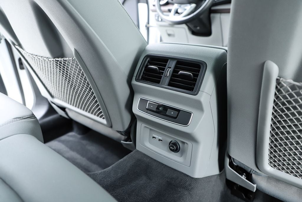 2023 Audi Q5 45 S line Premium Plus quattro