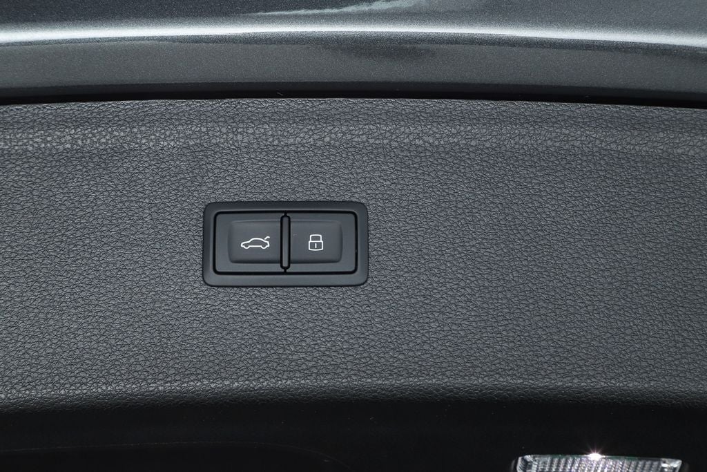 2023 Audi Q5 45 S line Premium Plus quattro