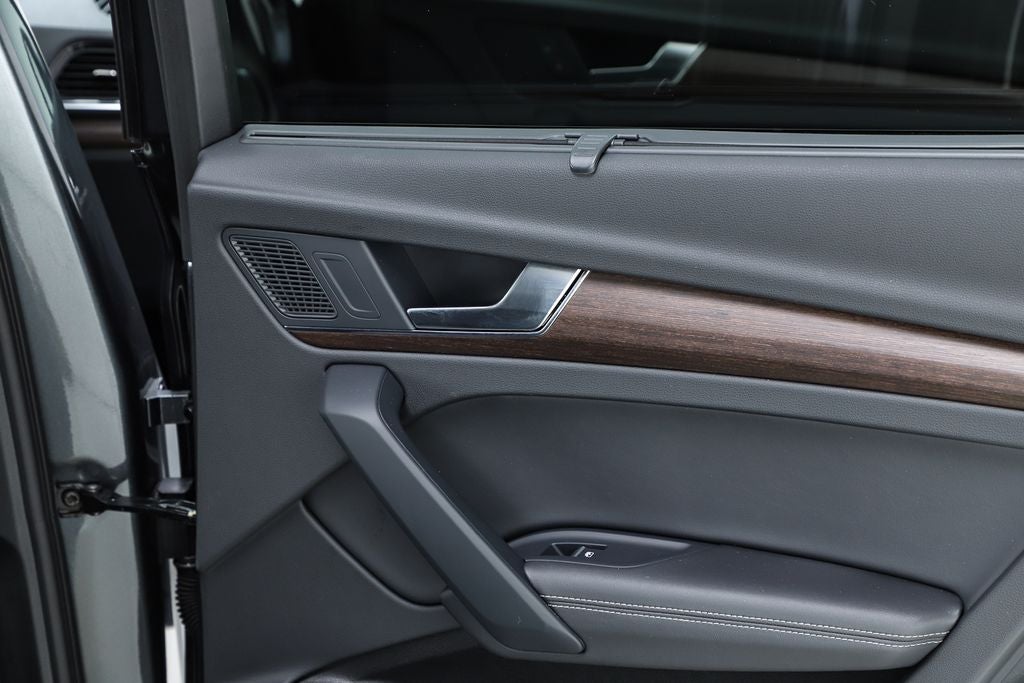 2023 Audi Q5 45 S line Premium Plus quattro