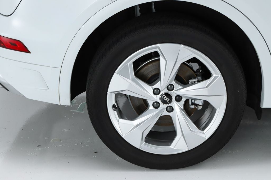 2023 Audi Q5 45 S line Premium Plus quattro