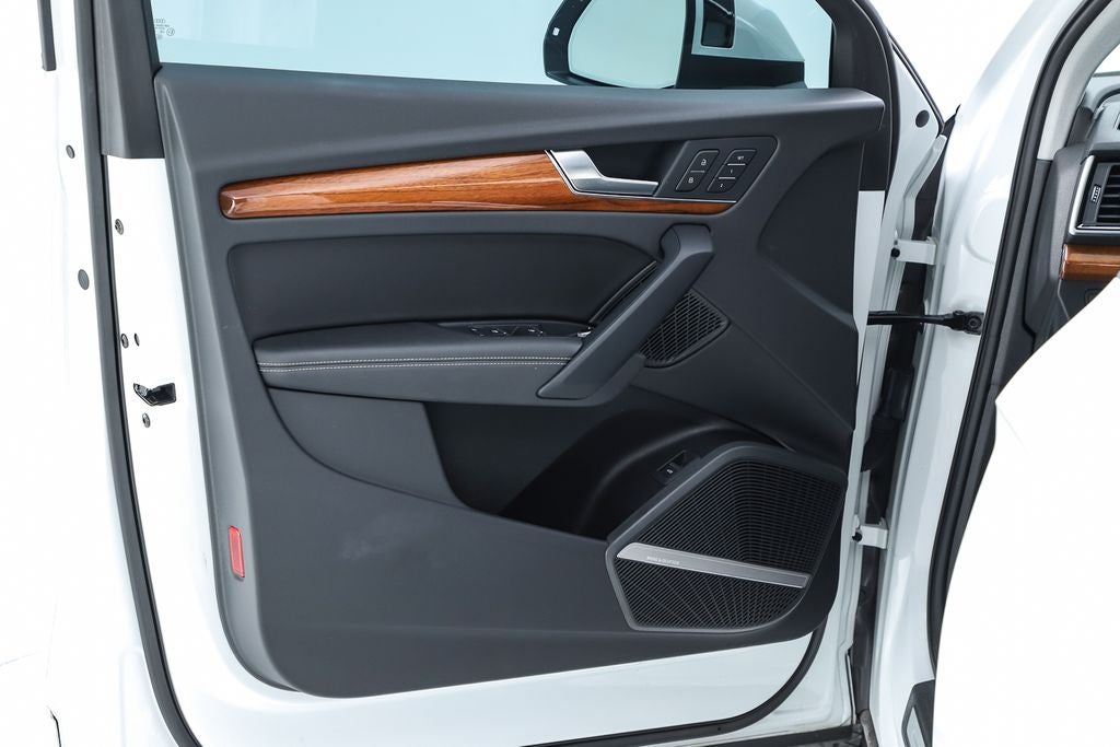 2023 Audi Q5 45 S line Premium Plus quattro