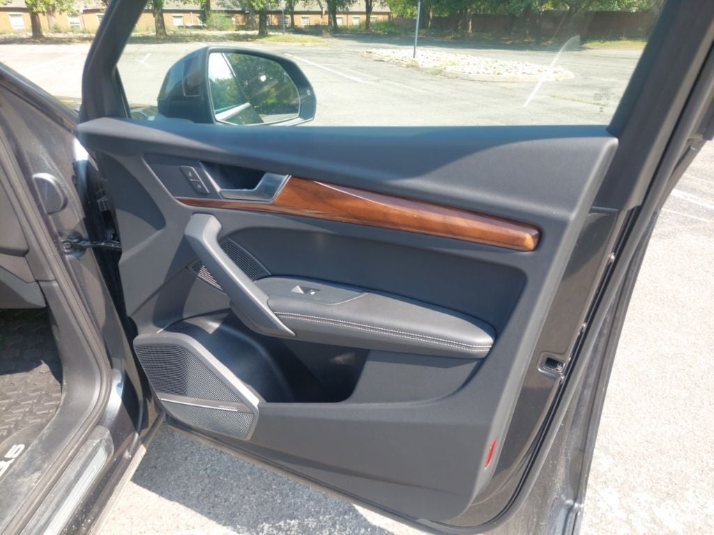 2023 Audi Q5 45 S line Premium Plus quattro