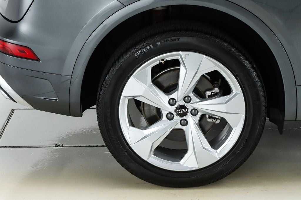 2023 Audi Q5 45 S line Premium quattro
