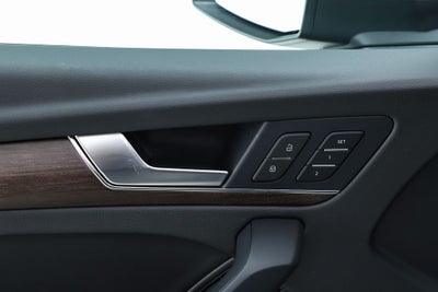 2023 Audi Q5 45 S line Premium quattro