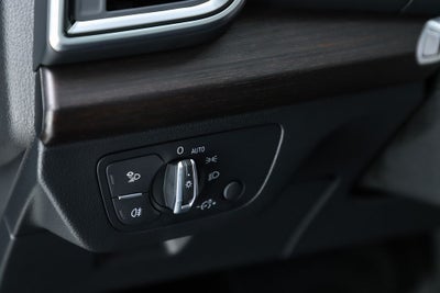2023 Audi Q5 45 S line Premium quattro