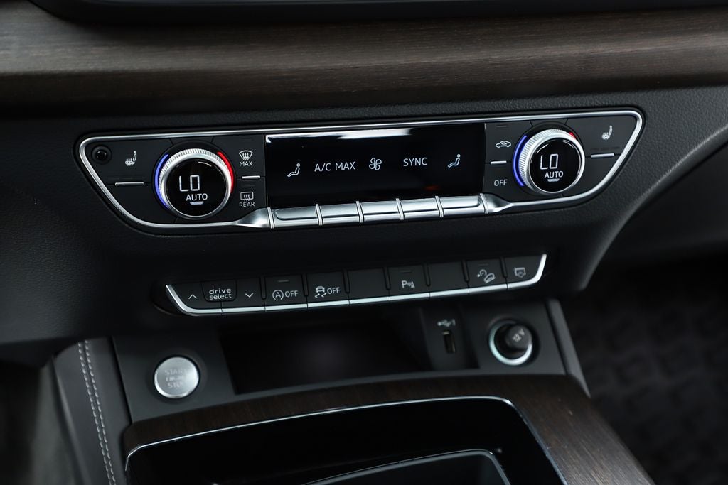 2023 Audi Q5 45 S line Premium quattro