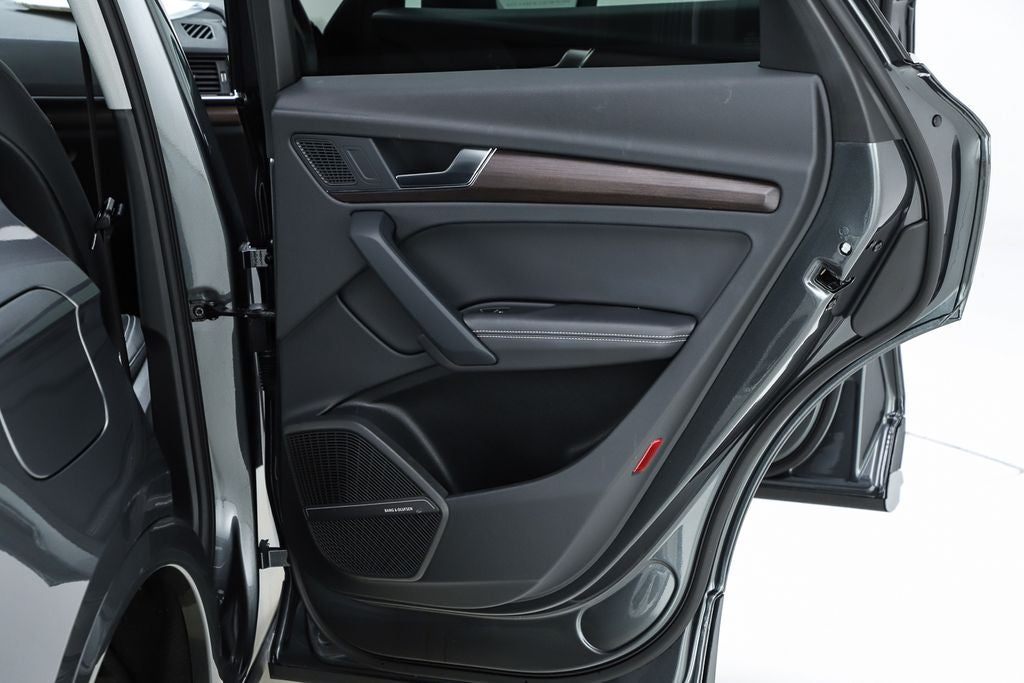2023 Audi Q5 45 S line Premium quattro