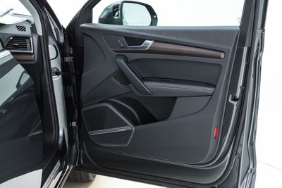 2023 Audi Q5 45 S line Premium quattro