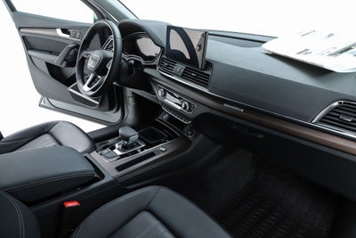 2023 Audi Q5 45 S line Premium quattro